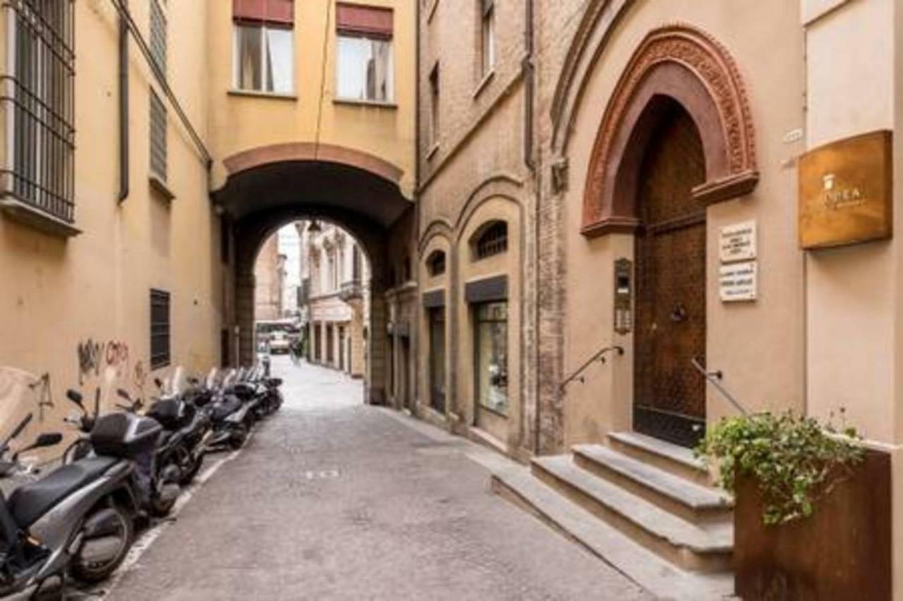 Whouse Suite Porta Di Castello Болонья Екстер'єр фото