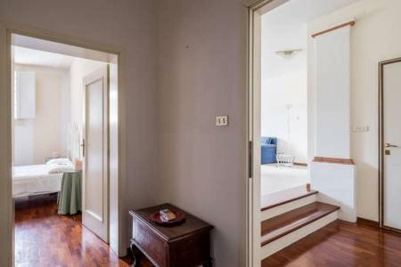 Whouse Suite Porta Di Castello Болонья Екстер'єр фото