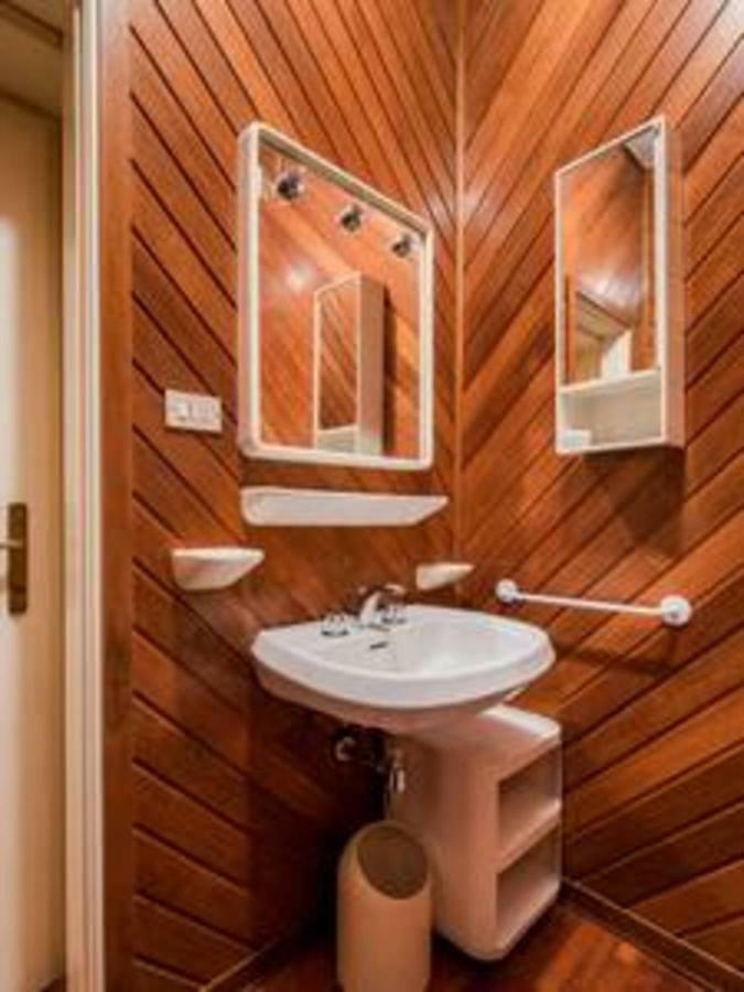 Whouse Suite Porta Di Castello Болонья Екстер'єр фото